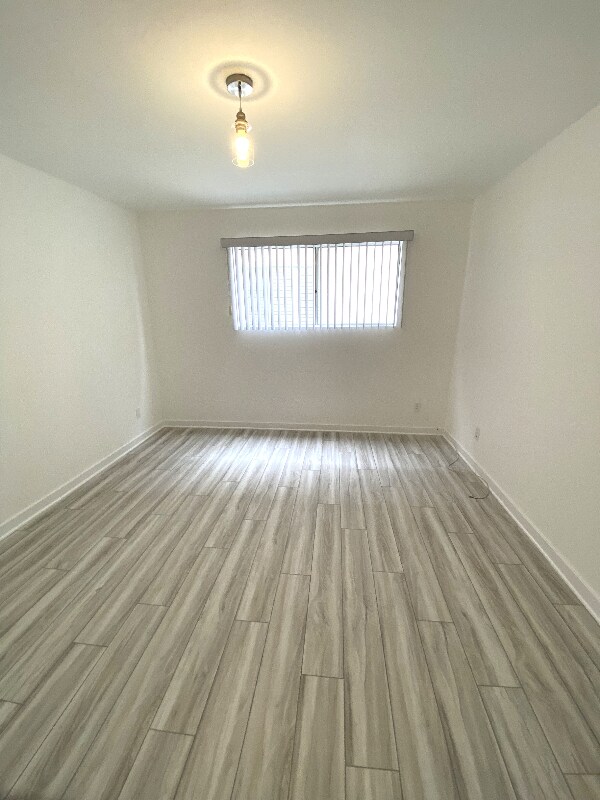 Building Photo - 1849 S Bentley Ave