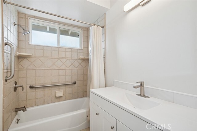 Building Photo - 33182 Blue Fin Dr