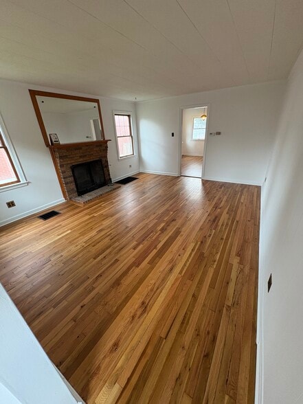 Newly refinished hardwood floors! - 1368 Westwood Ave