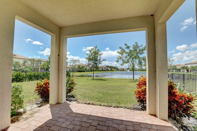 Building Photo - 4543 Sandy Cv Ter