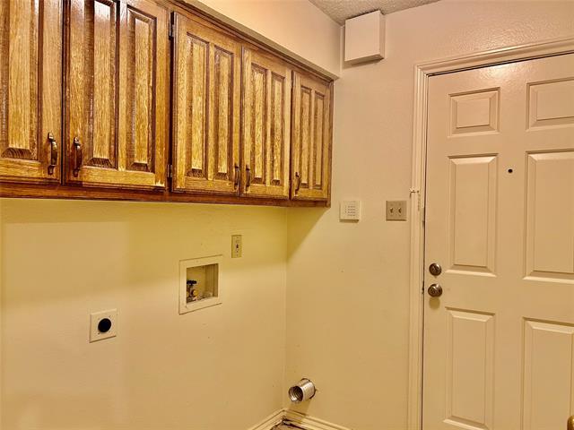 Building Photo - 1318 Mission St