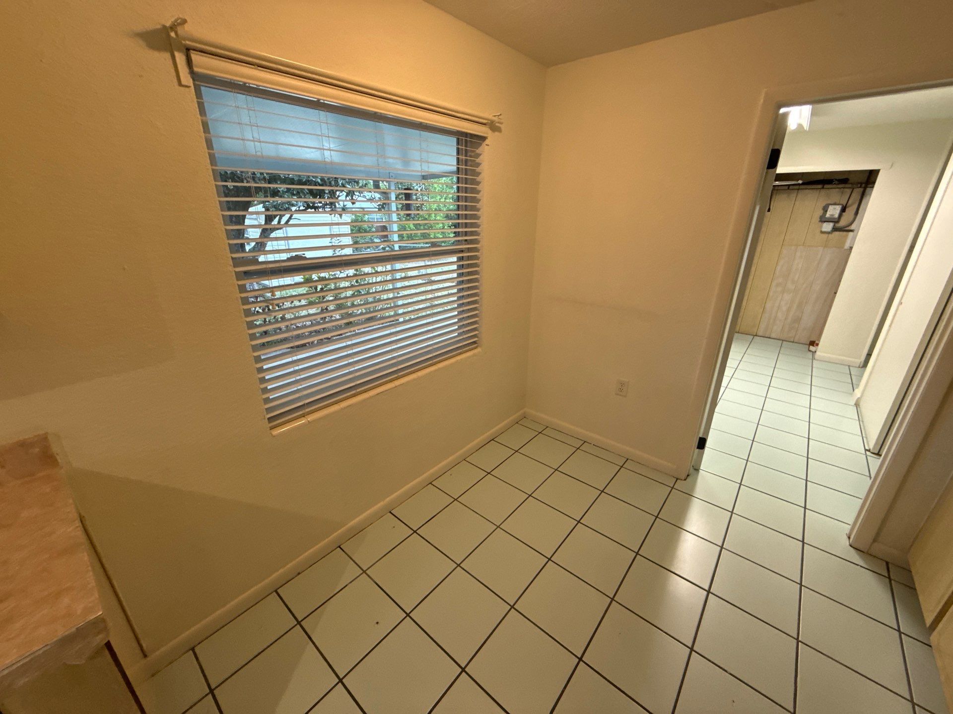 Building Photo - 306 S Monroe St