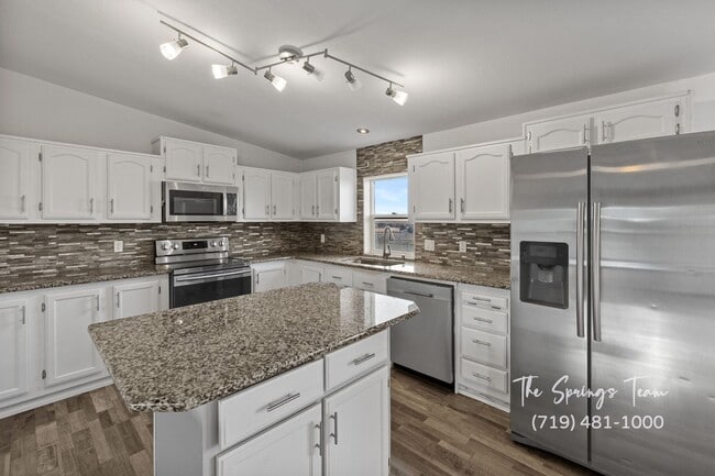 Building Photo - MODERN UPGRADES AND RURAL LIVING IN PEYTON - Security Deposit Waiver Available