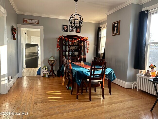 Building Photo - 37 McElwain Ave