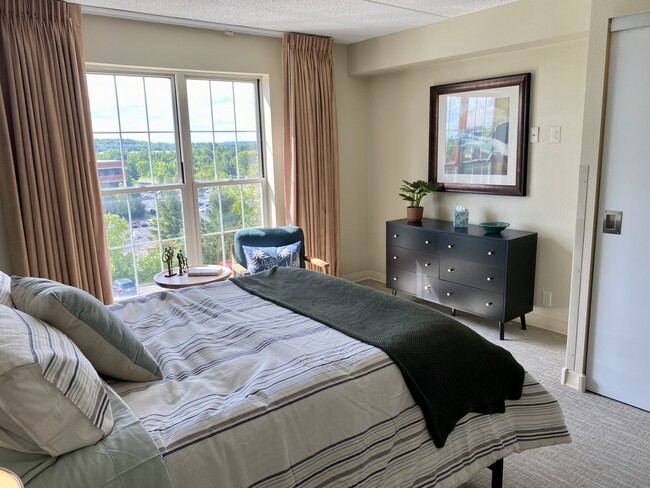 Building Photo - Tapestry Senior Living Moon Township