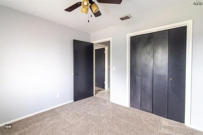 Building Photo - 9 Lackland Cir