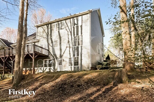 Building Photo - 5388 Beechmont Dr