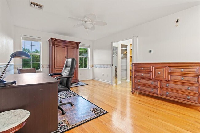 Building Photo - 36740 Shore Dr