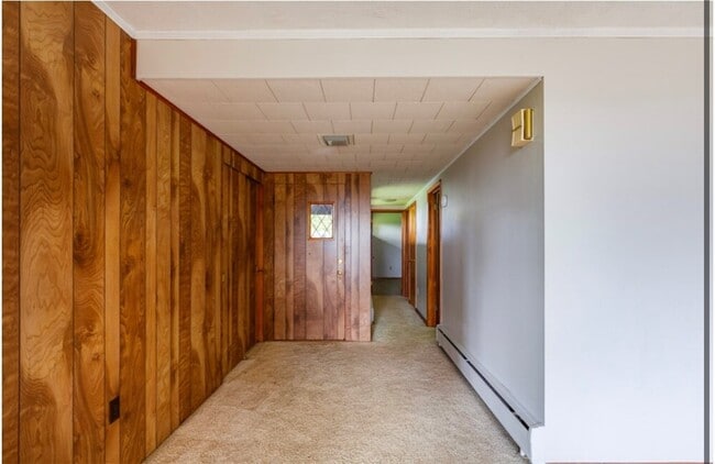 Building Photo - 120 Donovan Dr