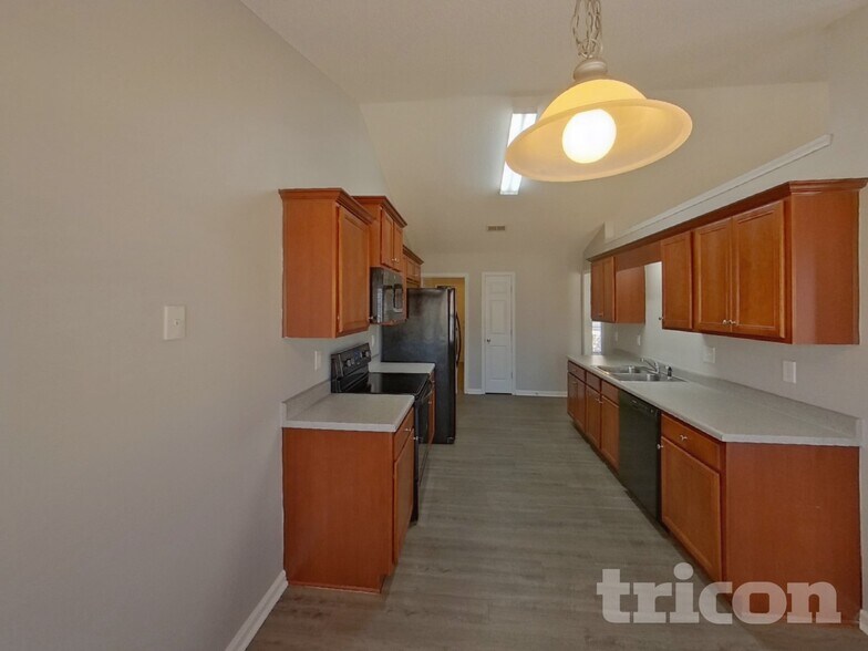 Building Photo - 3812 Plymouth Rock Drive