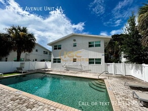 Building Photo - 108 E Fee Ave