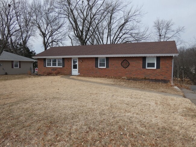 Primary Photo - 6504 NW Blair Rd