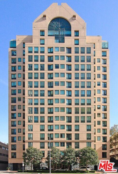 Building Photo - 10520 Wilshire Blvd