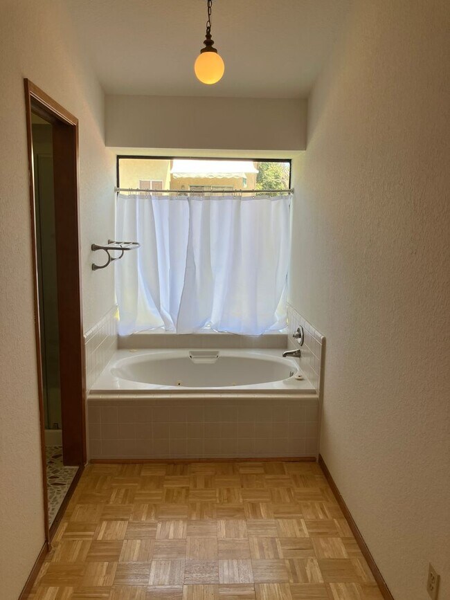 Building Photo - 2313 Chapparal Pl
