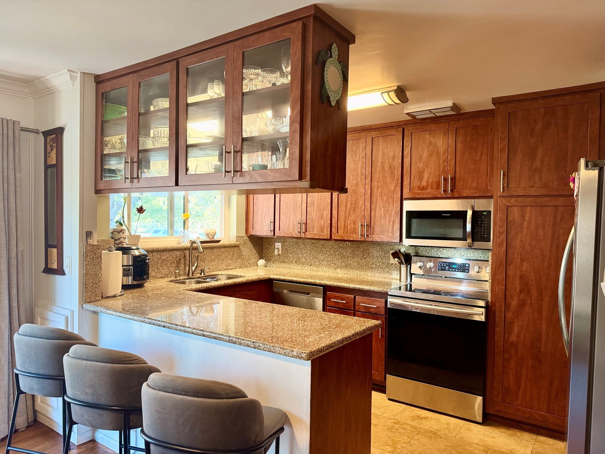 Kitchen - 3210 Merrill Dr