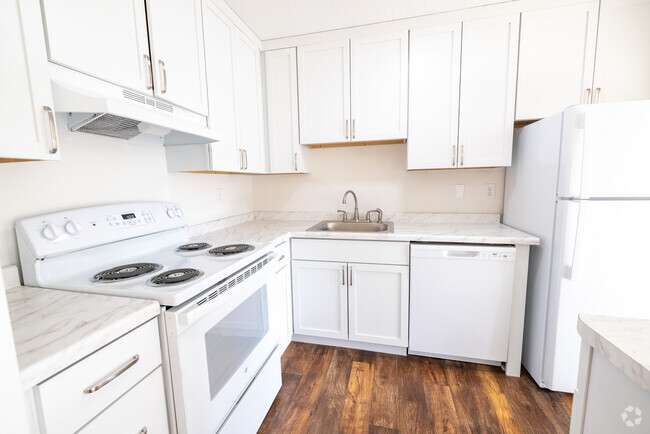 Renovated Kitchen - The Grove of White Bear Lake