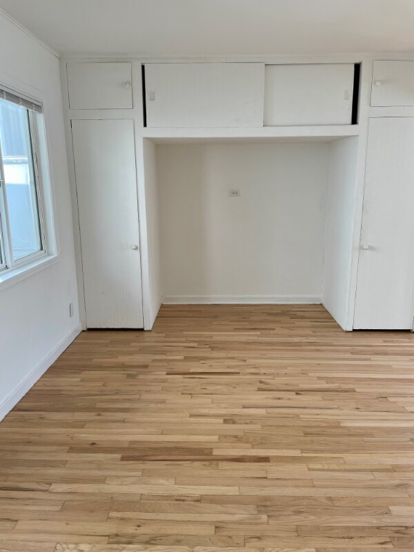 Building Photo - 446 S Oakhurst Dr