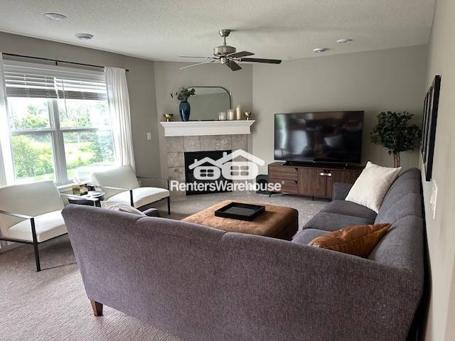 Building Photo - 5651 Cattail Ct NE