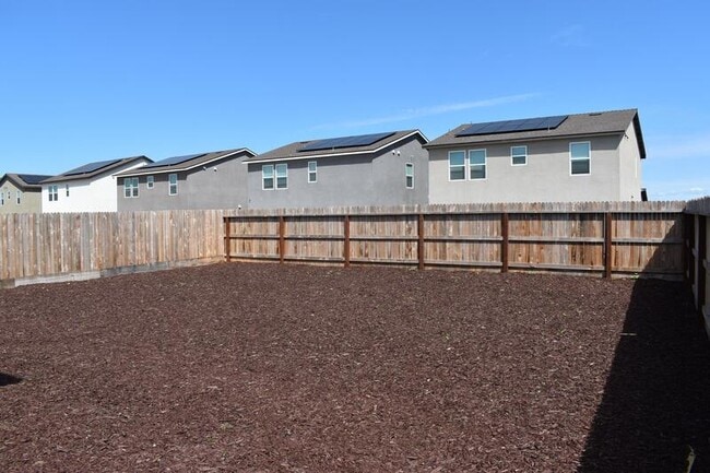 Building Photo - 703 Irma Dr