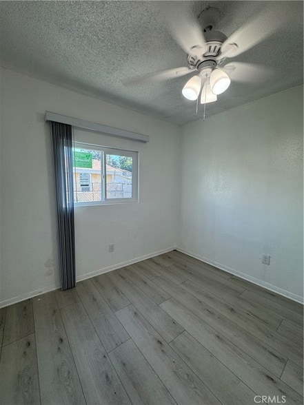 Building Photo - 1540 W 51st Pl