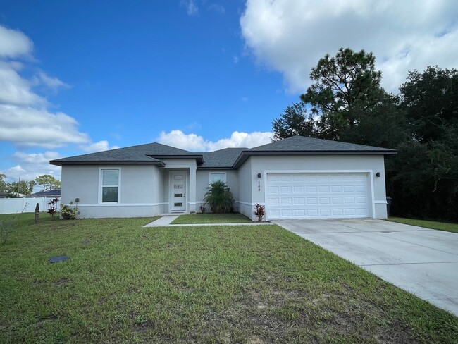 Building Photo - GORGEOUS 4 Bedroom, 2 Bathroom Home in Poi...