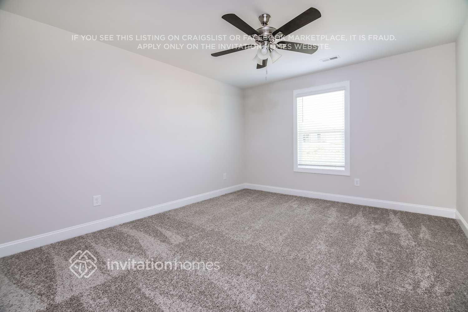 Building Photo - 502 Azalea Gaze Dr