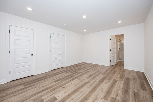 Building Photo - 3711 Olivia Dr