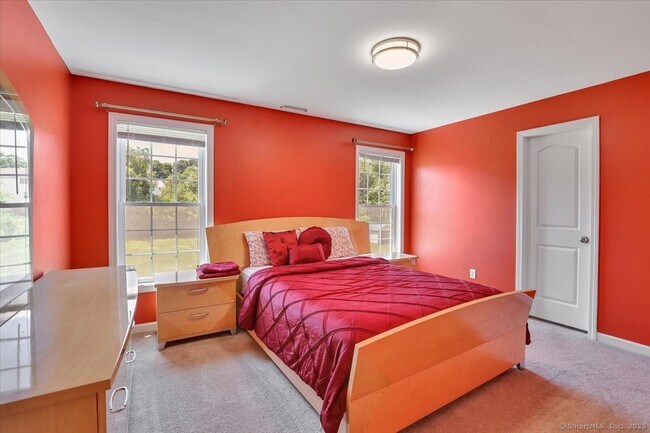 Building Photo - 188 Saddle Hill Dr