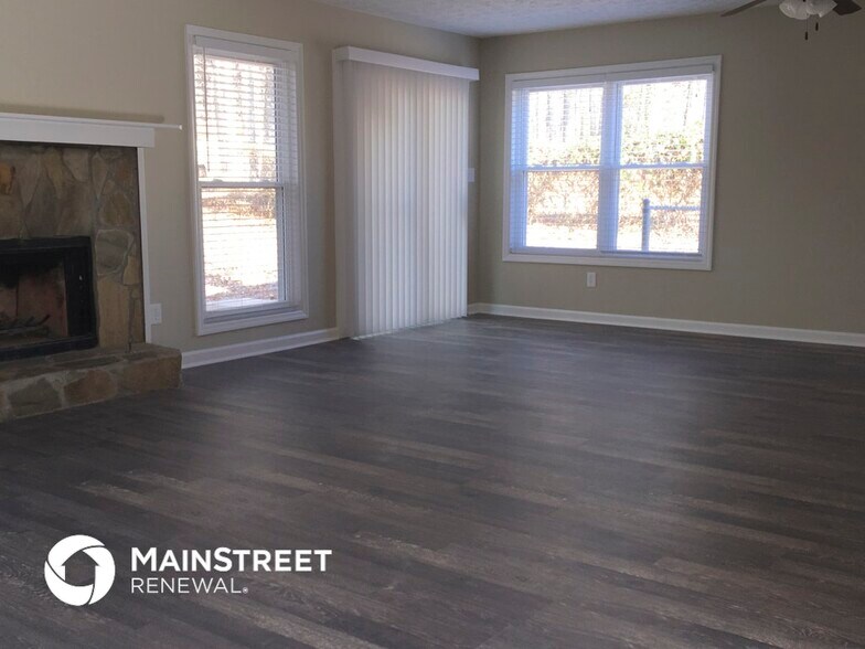 Building Photo - 5824 Stonehaven Dr NW