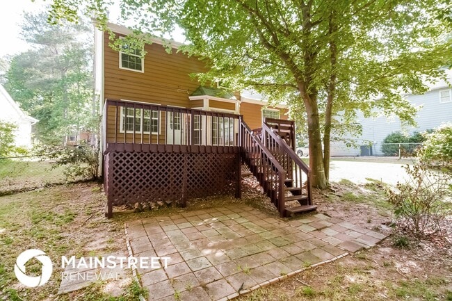 Building Photo - 4799 Wyndam Dr