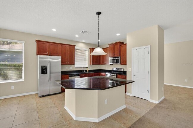 Building Photo - 15810 Starling Water Dr