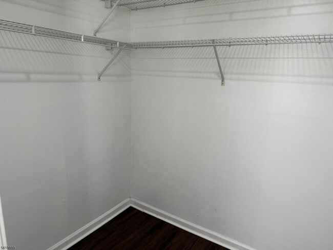 Building Photo - 751 Summer Ave