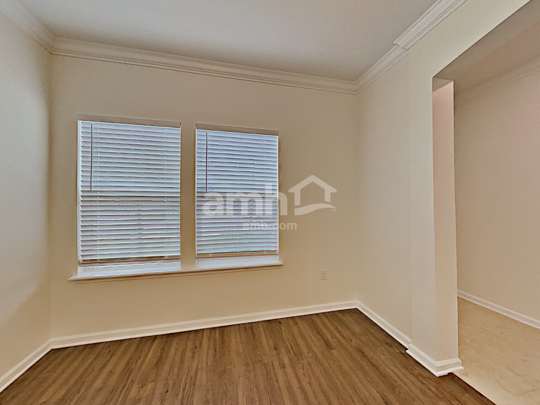 Building Photo - 16176 Magnolia Grove Way
