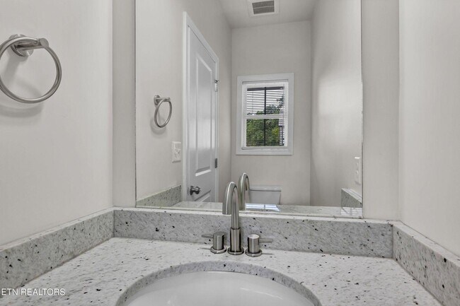 Building Photo - Lacey Court