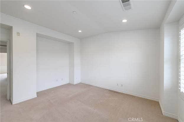 Building Photo - 31 Quartet-