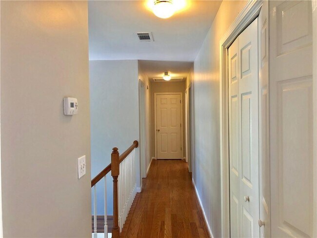 Building Photo - 2102 Chatou Pl