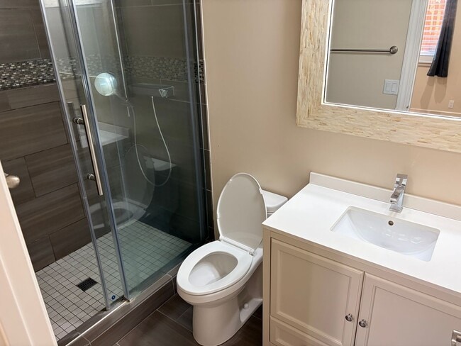 Building Photo - Remodeled 3 Bedroom 2 Bath House in San Jose.