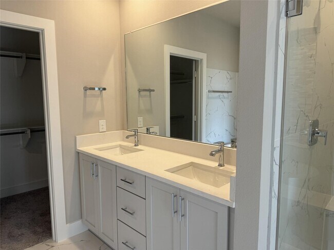 Building Photo - 540 Janisch Rd