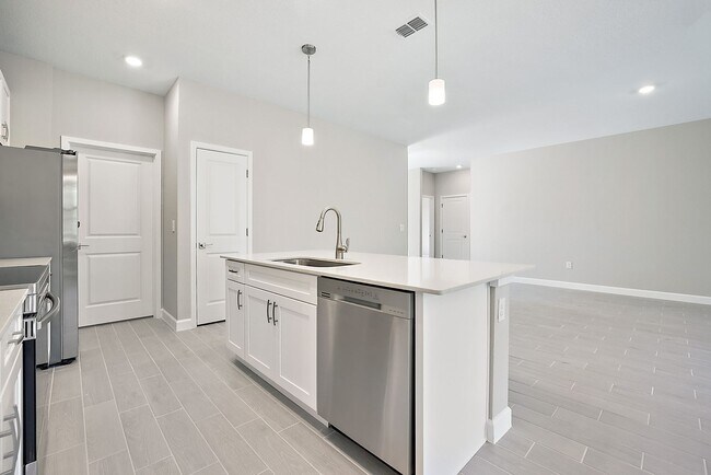 Building Photo - Modern New Home for Rent with Bonus Room in North Port