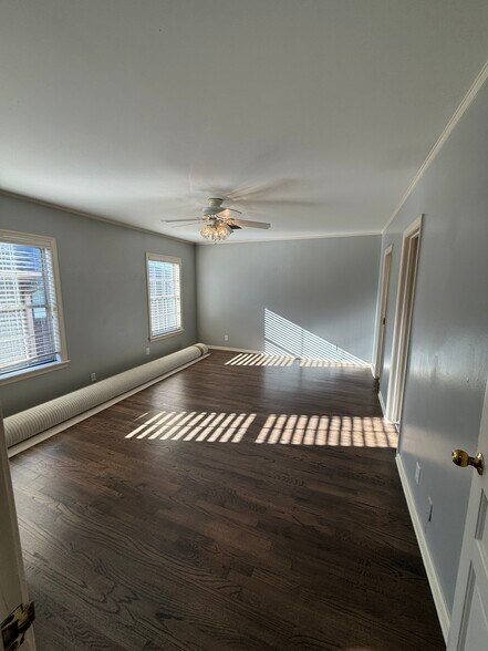 Building Photo - 6507 Avondale Dr
