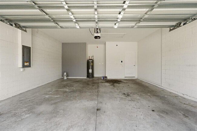 Building Photo - 13922 Woodbridge Terrace