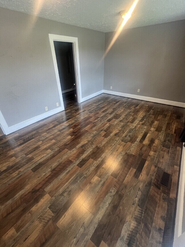Building Photo - Charming 4-Bedroom Home on Spacious Corner...