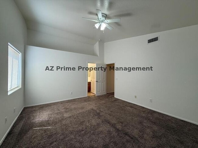 Building Photo - 11991 W Cabrillo Dr