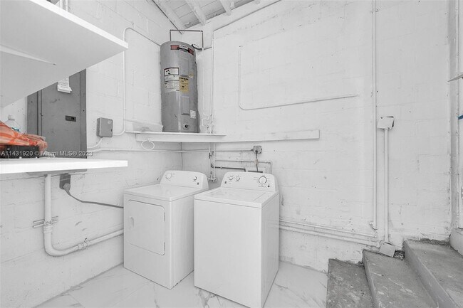 Building Photo - 4717 Alton Rd