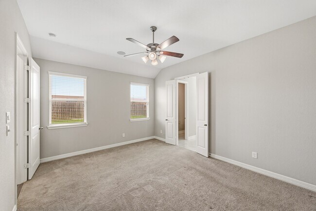 Building Photo - 10822 Gates Randal Ct