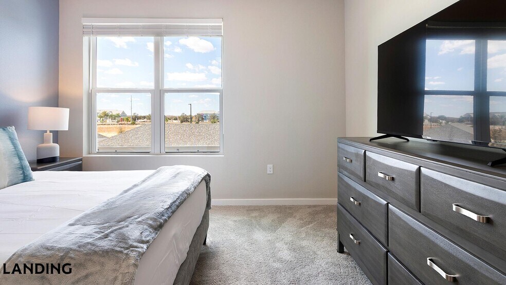 Building Photo - 1000 Western Breeze Circle