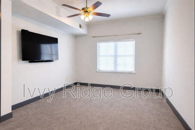 Building Photo - 721 Gov Morrison St