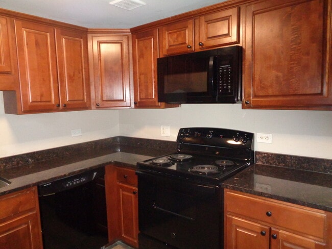 Building Photo - 8550 103rd Terrace