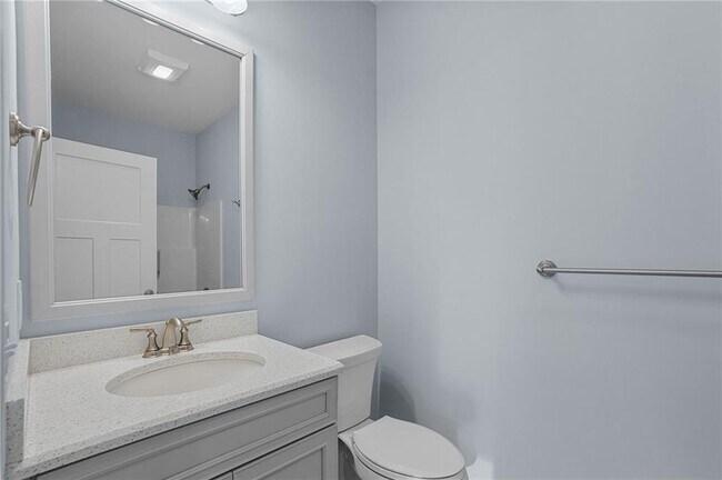 Building Photo - 30 Chickadee Ln