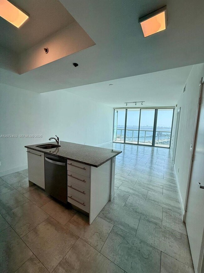 Building Photo - 888 Biscayne Blvd